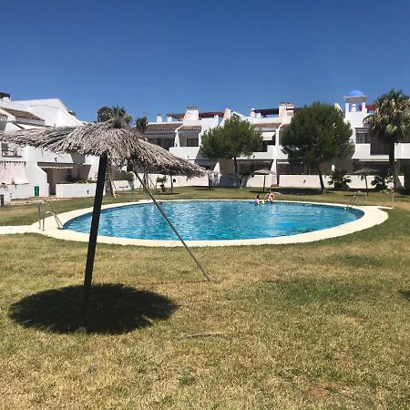 Magnifico Alojamiento En La Playa Islantilla Con Gran Terraza Y Zona Del Campo De Golf Kültér fotó